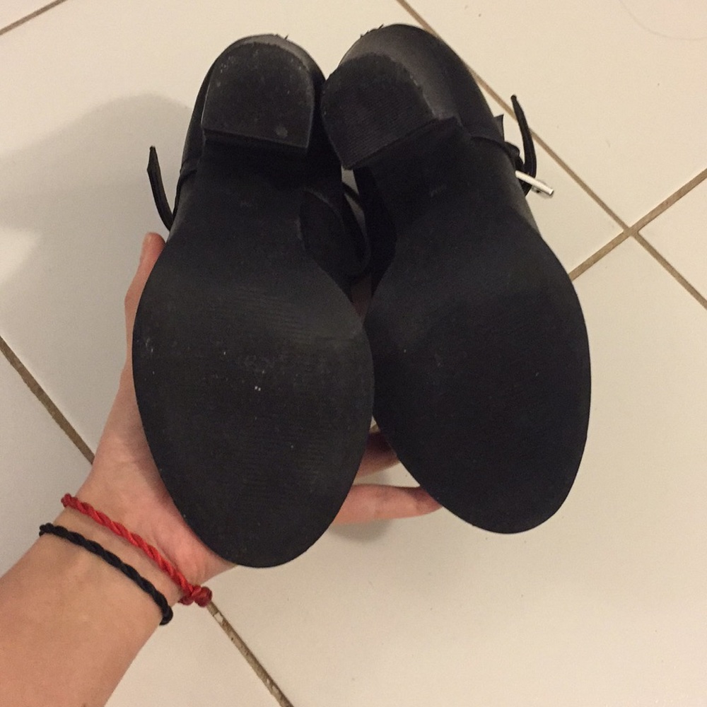 *BOGO 50%*G by Guess black leather block heels - Picture 4 of 5